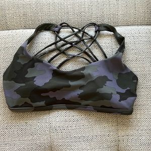 Free to be wild lulu sports bra